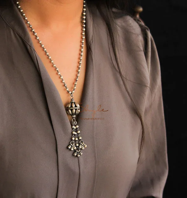 Mizoya Ball Drop Embossed Versatile Necklace
