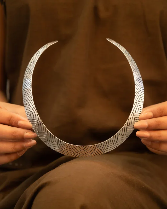 Mizoya Braid Sequence Engraved Versatile Hasli