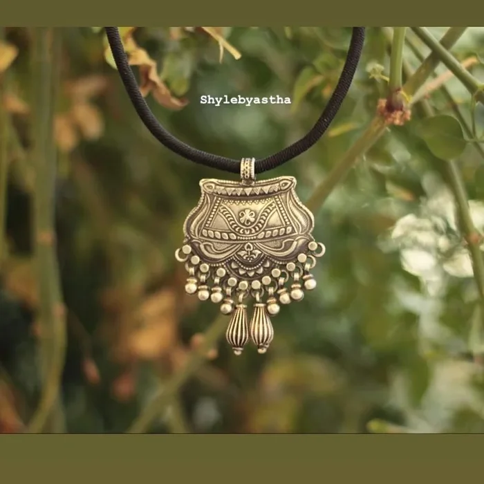 Mizoya Quirky Pendant with Baloon Drops