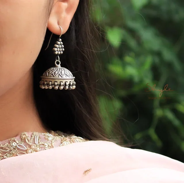 Moh Petal Detailed Jhumka