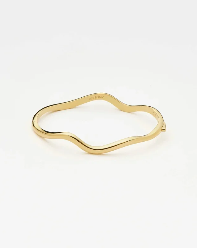 Molten Classic Hinged Bangle | 18k Gold Plated
