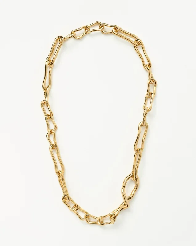Molten Twisted Infinity Chain Necklace