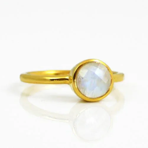Moonstone Round Bezel Set Faceted Ring – June Birthstone