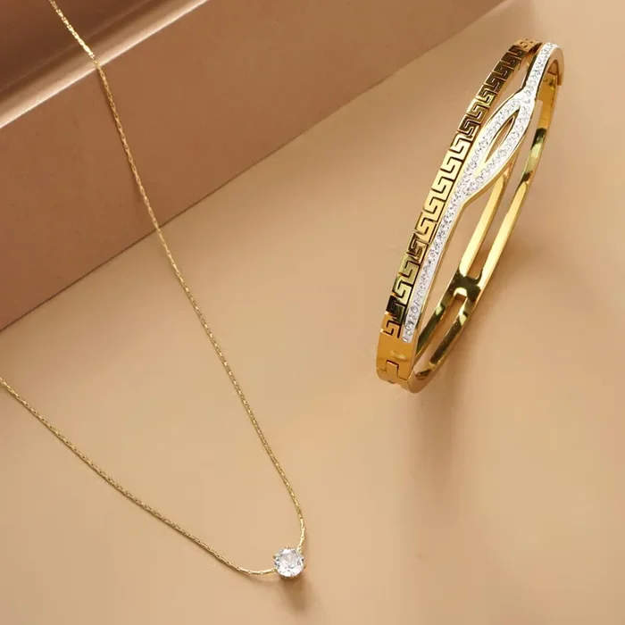 Multi Stone Q Clasp Bracelet & Delicate Diamond Studded Necklace Combo Set