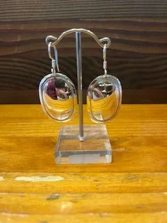 NY 15 OVL LINED DANGLE