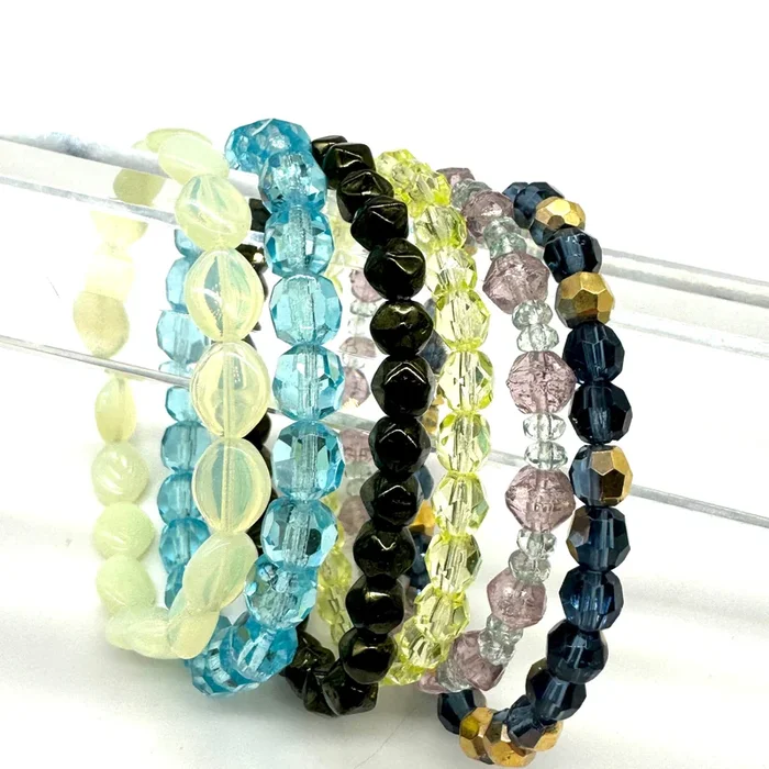Pastel Drama Mix – Leetie Archival Vintage Glass Stretch Bracelet