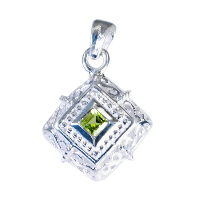 Peridot Featherlight Spanish 92.5 Silver Solitaire Audrey Fairytale Green Pendant Jewellery