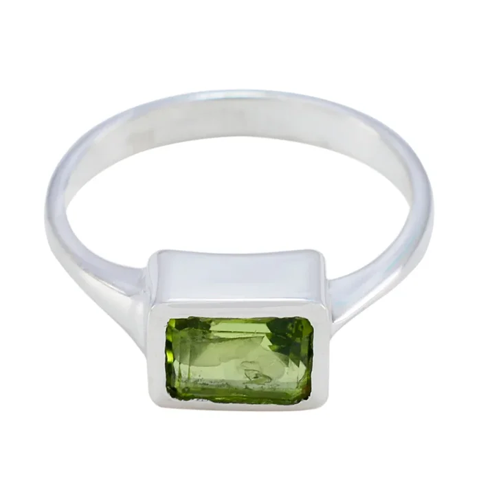 Peridot Solitaire German Sterling Silver Green Gems Featherlight Fairytale Ring Jewellery