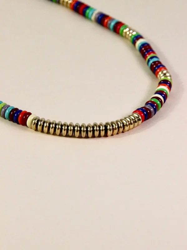 Raina necklace – multi-colored natural flat beads