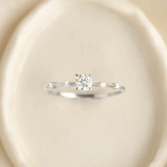 Round Diamond Ring White Gold – Rocio