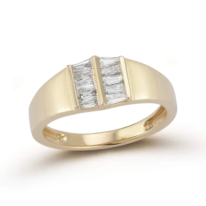 Sadie Pearl Tapered Baguette Signet Ring