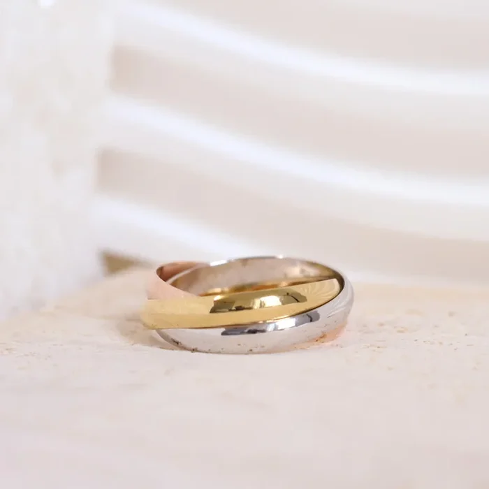 Santa triple engagement ring gold plated