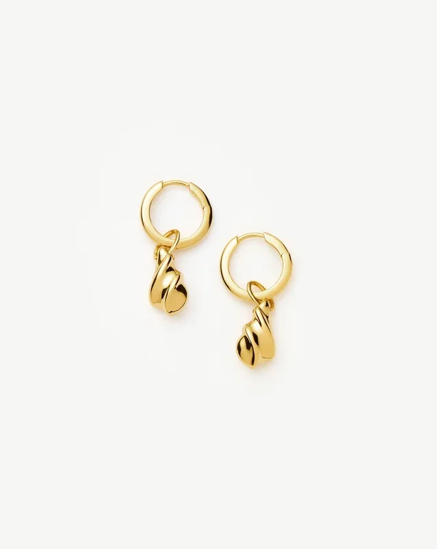 Savi Ridge Droplet Charm Earrings | 18ct Gold Vermeil