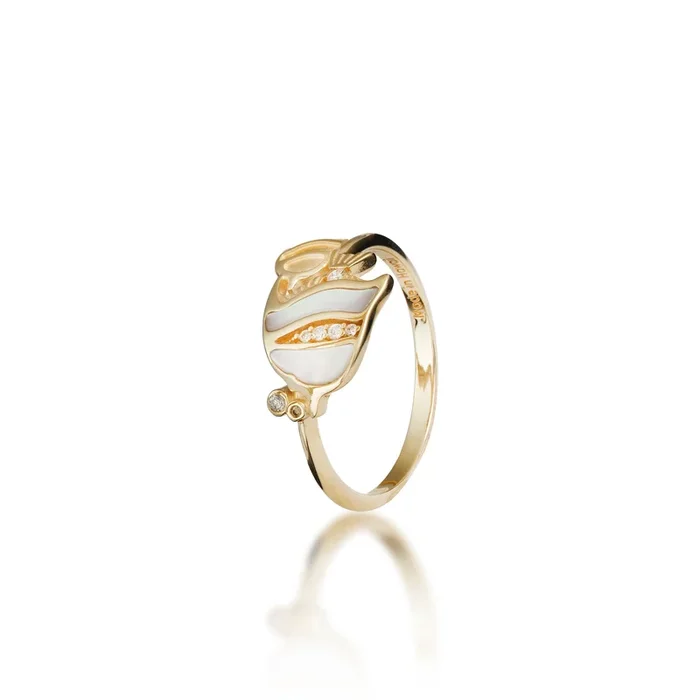 Sealife Angelfish Mother of Pearl Ring in Gold with Diamonds – 12mm