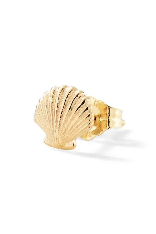 Seashell Stud