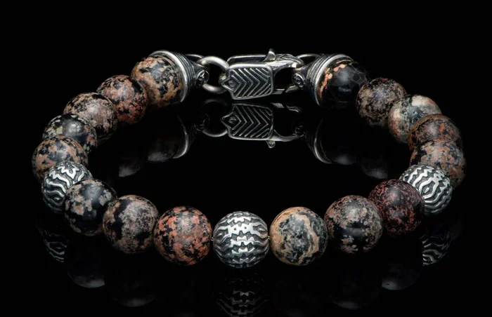 Seaside – Red Obsidian, Beaded bracelet with sculpted sterling silver and Red snowflake obsidian