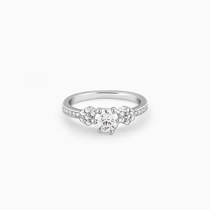 Silver Tres Belle Ring