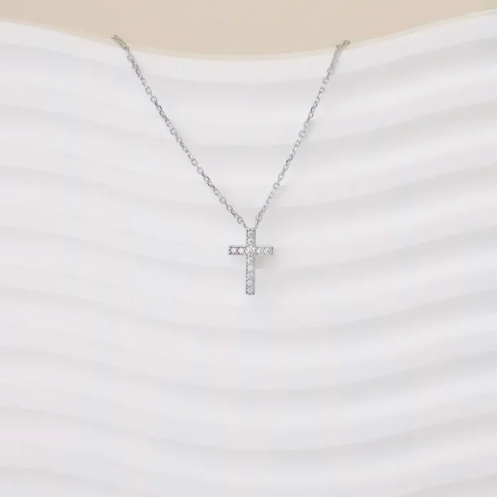 Silver zirconium oxide cross Leena necklace