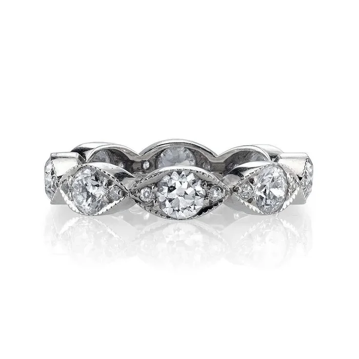 Single Stone Platinum Kelly Band
