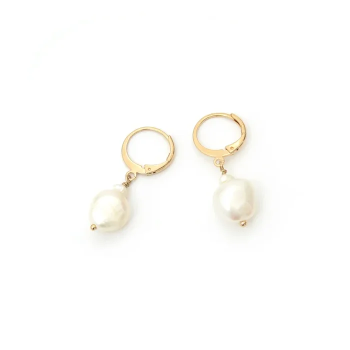 Sleeper earrings – Snow