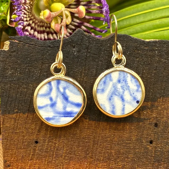 Soft Swashes 14k Gold Earrings