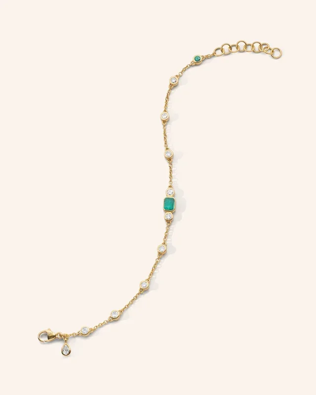 Staggered Diamond & Emerald Tennis Bracelet