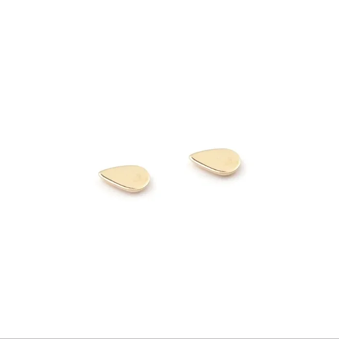 Stud earrings – Pure drop