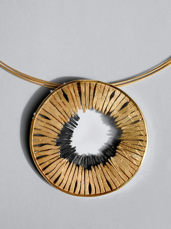 Teça Necklace
