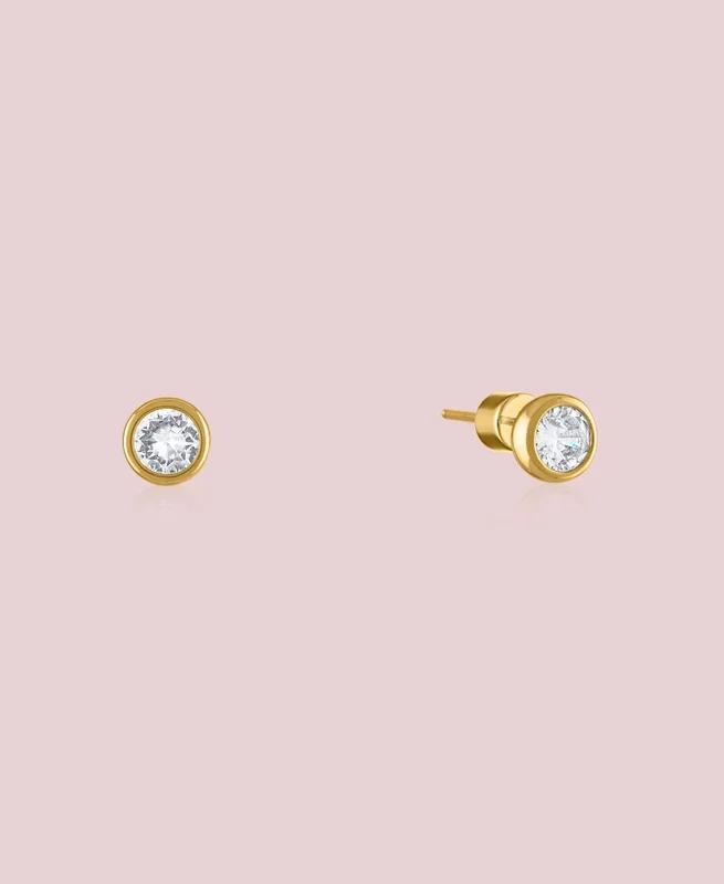 THE NUSS EARRINGS